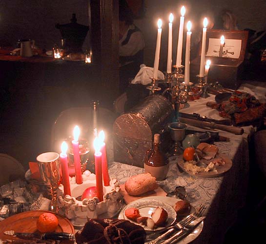 http://www.digitizethis.com/travelogue/2004_pirates_feast/images/feast_table.jpg